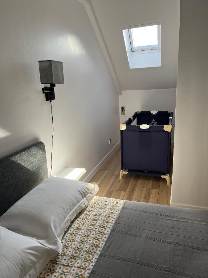 Appartement De La Fontaine A La Tour Du Pin Hyper Centre Parking Prive المظهر الخارجي الصورة